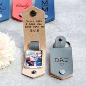 Dad keyholder